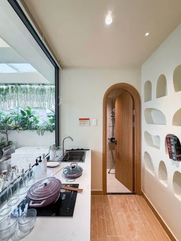 TÒA NHÀ 8 HOMESTAY CAO CẤP FULL NỘI THẤT - NGAY TUYẾN METRO SỐ 2 CÁCH MẠNG THÁNG 8 QUẬN 10 - HXH THÔNG THOÁNG - 5 TẦNG BTCT - DÒNG TIỀN KHAI THÁC 100TR/ THÁNG - THIẾT KẾ SIÊU ĐẸP SIÊU YÊU.