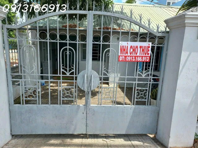 BÁN NHÀ KHU TẬP THỂ DẦU KHÍ - P. LONG TOÀN