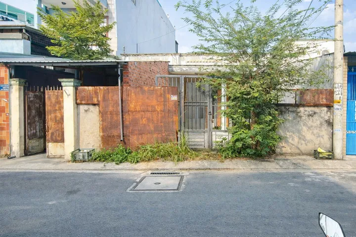 Bán Nhà riêng 184m2 có sẵn 184 m2 thổ cư giá 7.5 tỷ tại Thị trấn Hóc Môn Huyện Hóc Môn TP. Hồ Chí Minh