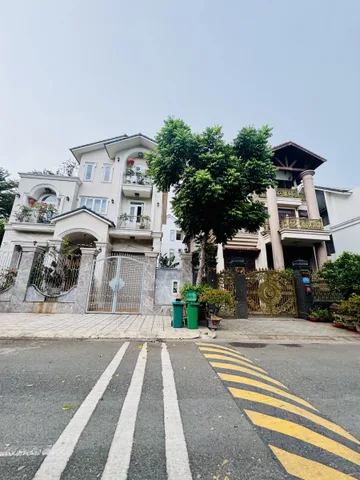 BÁN LÔ ĐẤT BIỆT THỰ VIEW SÔNG - KDC GIA HÒA - 300M2 (15x20M) - GIÁ CHỈ 41.5 TỶ