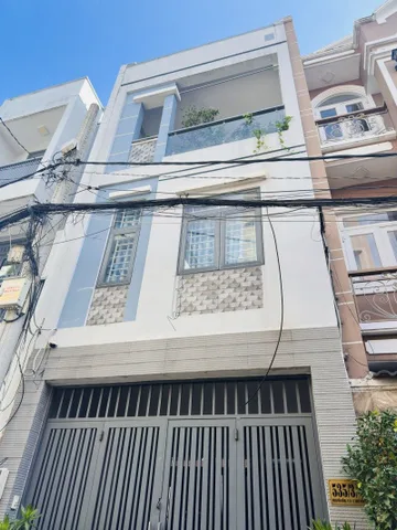 Bán Nhà 51m1-3 lầu giá chỉ 8,59 tỷ hẻm ô tô ngay sát mặt tiền Phạm Văn Đồng