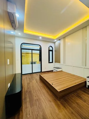 Bán Nhà Trung Văn. Nam Từ Liêm. 3 Tầng Thang Máy. DT 66m2. MT 4m. Giá 10.1 Tỷ.