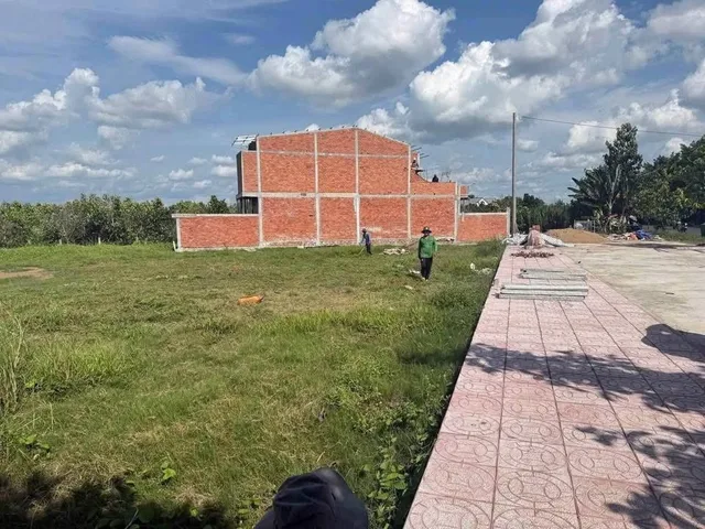 Nợ bank cần bán gấp đất MT nhựa 275m2 ngay Tân An Hội, giá chỉ 1 tỷ 1xx ngang 8x33