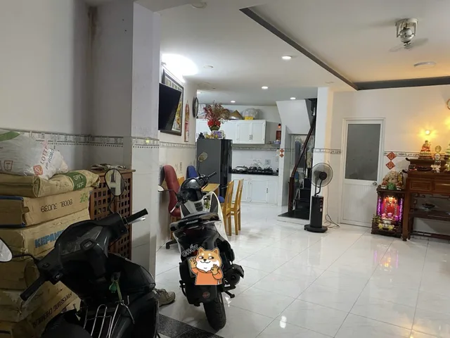 LÒ GỐM - NỞ HẬU ĐẸP TÀI LỘC - DT 61M2 - GIÁ 5.7 TỶ