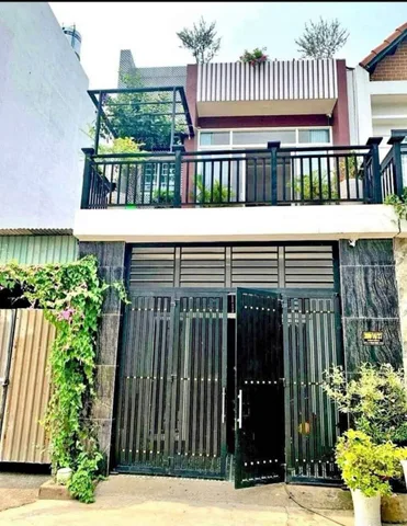 Chính chủ ngộp bank nên cần bán gấp căn nhà , BÌNH CHÁNH, gần Chợ Bình Chánh, TPHCM