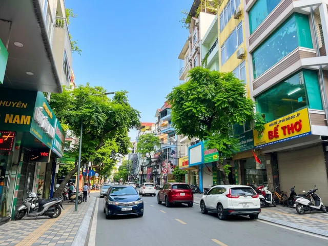 BÁN NHÀ PHÂN LÔ QUÂN ĐỘI HOÀNG VĂN THÁI – Ô TÔ VÀO NHÀ – 66M² – MT 5M – CHỈ 23,5 TỶ