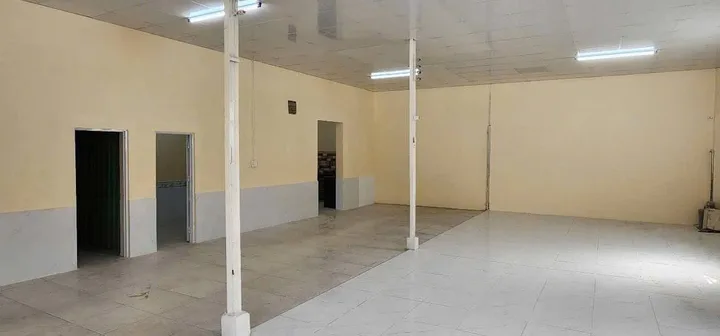 Cho thuê Kho, nhà xưởng 240m2 giá 8 triệu tại Đường C1 giao đường võ văn vân