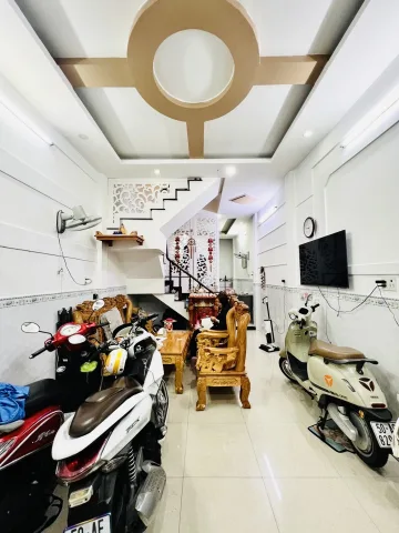 BÁN NHÀ 4 TẦNG TRƯƠNG ĐÌNH HỘI Q8 HÊM XE HƠI ĐỖ CỬA 10M RA MẶT TIỀN 3.8X13 CHỈ 6TY3 (B105)