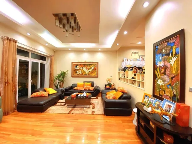BÁN GẤP SIÊU PHẨM PHỐ NGUYỄN NGỌC NẠI, PHÂN LÔ QUÂN ĐỘI, 76M², MT 5M, 27 TỶ_VỈA HÈ ÔTÔ ĐỖ