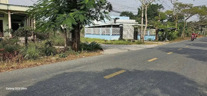 NHÀ ĐẤT MẶT TIỀN Hẻm xe 6M giá 900tr cho khách đầu tư, giá ngộp nên bán nhanh , shr chính chủ.