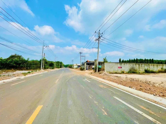 Bán Đất 1500m2 có sẵn 100 m2 thổ cư giá 1.2 tỷ tại Phường Minh Hưng Đồng Nai
