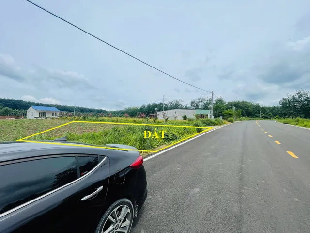 SIÊU HÓT - 1900m2 - Đường nhựa 18m - Sẵn thổ cư - Gía 860tr/Hỗ trợ bank - Đất ngay TT Minh Lập - Chơn Thành - Bình Phước