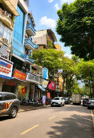 Cho thuê nhà MP TRẦN QUÝ KIÊN, Cầu Giấy. 60 triệu/tháng. Phù hợp làm Văn phòng, Spa, Thẩm mỹ viện, Trưng bày...