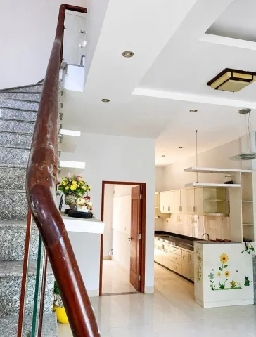 Quận 7 chủ gấp bán hạ 400tr MTĐS 3 tầng 5x18 Shr 10.6 tỷ
