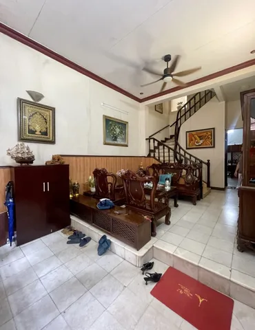 Bán Nhà riêng 72m2 có sẵn 72 m2 thổ cư giá 13.5 tỷ tại Đường Giáp Bát Phường Giáp Bát Quận Hoàng Mai Hà Nội
