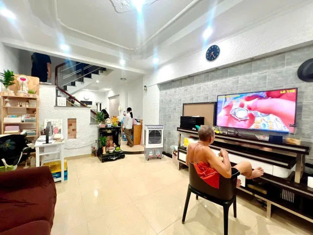 BÁN NHÀ khu Trần Não Quận 2, CÁCH TRẦN NÃO CHỈ 30M NỞ HẬU VUÔNG VỨC, vị trí trung tâm giá TLCC
