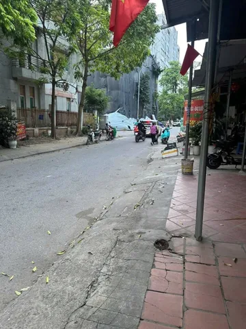 Cho thuê Nhà riêng Tây Mỗ, Hà Nội, Kinh Doanh, Vỉa hè, Ô tô đỗ 70M2 4 Tầng, 5 ngủ giá 12.8tr/tháng