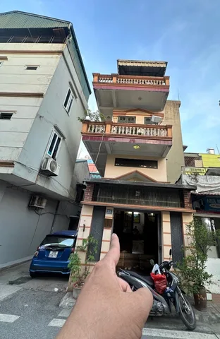 BÁN NHÀ NGÔ GIA TỰ – MẶT NGÕ TO NHƯ PHỐ – KINH DOANH ĐỈNH – LÔ GÓC 3 THOÁNG- Ô TÔ  RA VÀO