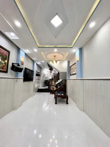 Bán Nhà đẹp 4 tầng- 78M2  Hậu Giang- Hẽm xh- trung tâm Quận 6