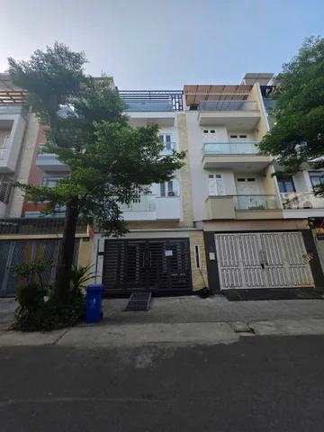 Bán Nhà Mặt Tiền 10 đường số 2, Phú Thuận, Quận 7