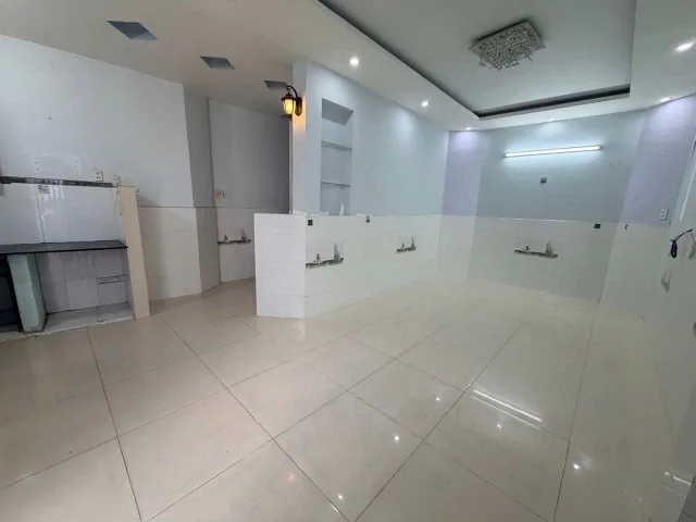 BÁN NHÀ TRẦN QUỐC TUẤN GÒ VẤP 40M² 3 TẦNG 4.8 TỶ GẦN EMART PHAN VĂN TRỊ