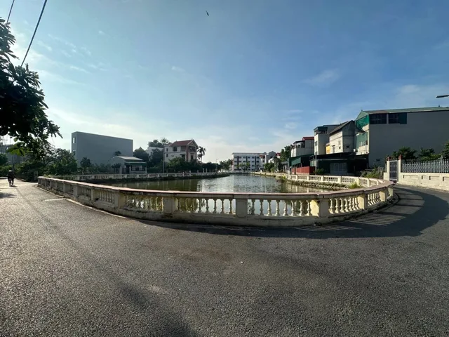 Bán đất Đông Dư sát hồ điều hoà - ô tô vào đất - cạnh cầu Thanh Trì, Vin Ocean Park