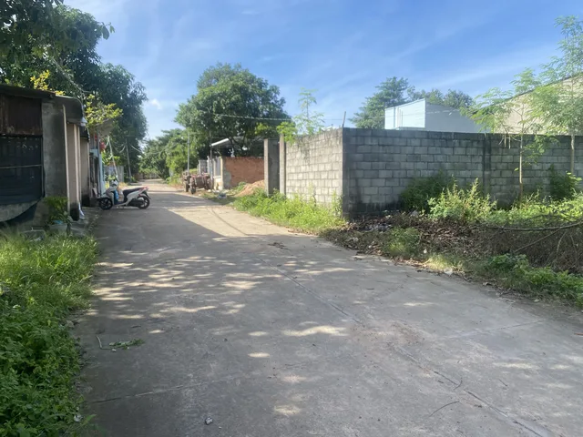 Bán đất 10 x 55 Gia Ray Xuân Lộc . DT : 10 x 55 giá 3,2 tỷ .