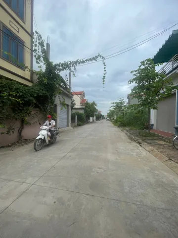 Bán Đất 187m2 có sẵn 187 m2 thổ cư giá 6.36 tỷ tại - Chọn - Xã Trạm Lộ Huyện Thuận Thành Bắc Ninh