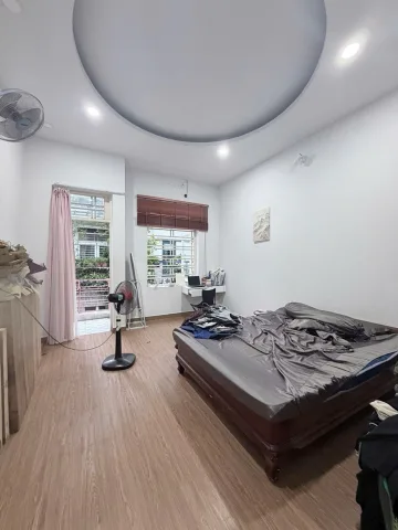 BÁN NHÀ NGUYỄN HỮU TIẾN TÂY THẠNH TÂN PHÚ 56M² BTCT HẺM XE HƠI 5.5 TỶ