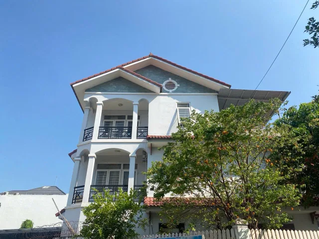 BÁN BIỆT THỰ QUẬN 2, căn góc 2 MẶT TIỀN NGAY CÔNG VIÊN – bán biệt thự KDC 10 MẪU  ĐƯỜNG NGUYỄN DUY TRINH NGANG 12M