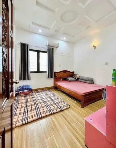 CHỦ THIẾU NỢ BÁN NHANH CĂN NHÀ MẶT TIỀN 6M NHỰA . CC NHANH TRONG NGÀY BỚT LỘC CHO KHÁCH .