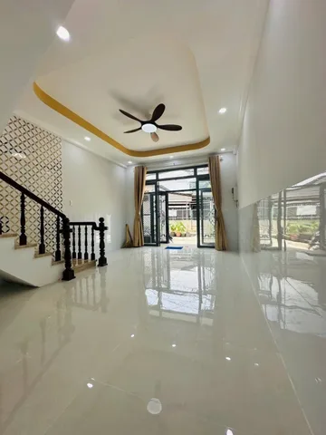 🏡NHÀ MẶT TIỀN Hẻm 10m. 500m ra QL50. Chủ cần tiền làm ăn kinh doanh muốn bán nhanh trong tháng . Khách quan tâm liên hệ bớt lộc mạnh.