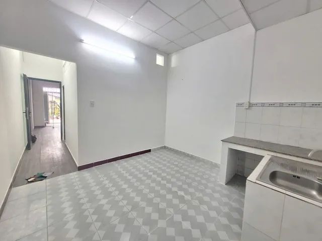 BÁN NHÀ PHƯỜNG TRƯỜNG THỌ - HẺM 6 MÉT ĐẬU XE HƠI THOẢI MÁI- VỊ TRÍ KINH DOANH