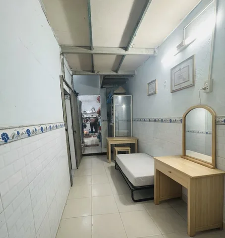 BÁN NHÀ HẬU GIANG,Q6 DT4.5×18M,NHỈNH 6 TỶ.