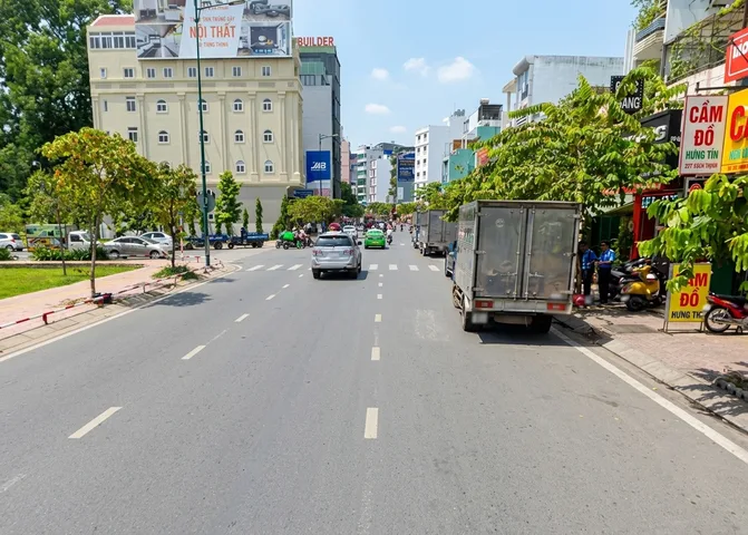 [D2813*] Nhà mặt tiền 92m2 sát CV Gia Định có dòng tiền - 18.x tỷ