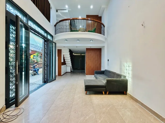 [DP084] NHÀ ĐẸP Ở LIỀN 6PN - VỊ TRÍ VÀNG SÁT CHỢ THẠCH ĐÀ - GIÁ 12.X TỶ