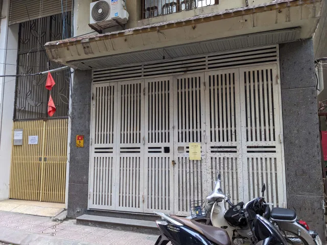 Cho thuê mặt bằng Kinh Doanh 30m đẹp đông dân Ngõ 612 La Thành, Ba Đình