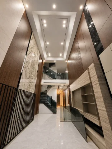 #Nguyễn_Văn_Cừ DT 90M X6 TẦNG- 20,8 TỶ-FULL NỘI THẤT-THANG MÁY-Ô TÔ VÀO NHÀ💥💥🌹