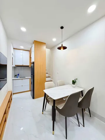 BÁN NHÀ PHẠM NGŨ LÃO QUẬN 1 DTS 50M2 3 TẦNG GẦN PHỐ ĐI BỘ BÙI VIỆN 4,2 TỶ