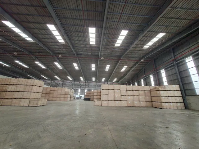 Cho thuê Kho, nhà xưởng 4000m2 giá 330 triệu tại - Chọn - Phường Bình Hòa Thị xã Thuận An Bình Dương