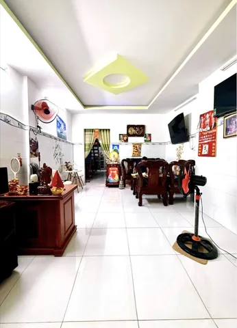 Bán Nhà riêng 65m2 có sẵn 65 m2 thổ cư giá 5.97 tỷ tại Đường Bà Hom Phường 13 Quận 6 TP. Hồ Chí Minh