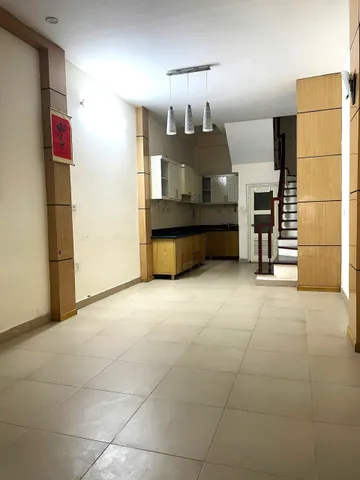 Cho thuê nhà đường 800A, HOÀNG SÂM, HQV. 15 triệu/tháng. Cho thuê: Ưu tiên hộ gia đình.