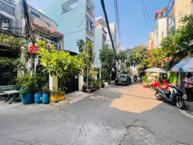 NHÀ TÔ HIẾN THÀNH - THÀNH THÁI - 4 TẦNG - 55M² - HẺM THÔNG - GIÁ 11.4 TỶ