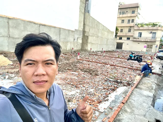 Bán Gấp Lô Thổ Cư 3 Mặt Tiền Ngay Bến Xe An Sương Cách 100m Đến Quốc Lộ 22 Giá 5 tỷ 1 TL