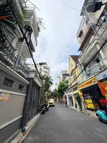 NHÀ LÊ VĂN SỸ - PHAN XÍCH LONG - 5 TẦNG - 67M² - NGANG 5.5M - GIÁ 11.2 TỶ