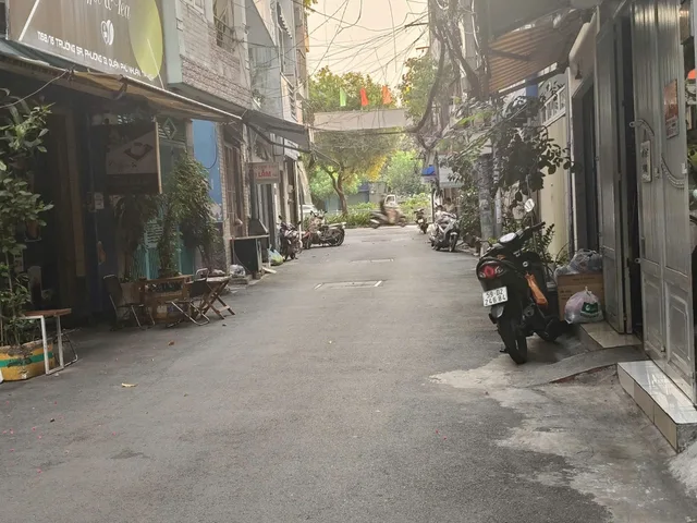 NHÀ TRƯỜNG SA - NHÀ ĐẸP - LÊ VĂN SỸ - 2 TẦNG - 67M² - NGANG 4.6M - GIÁ 13.2 TỶ