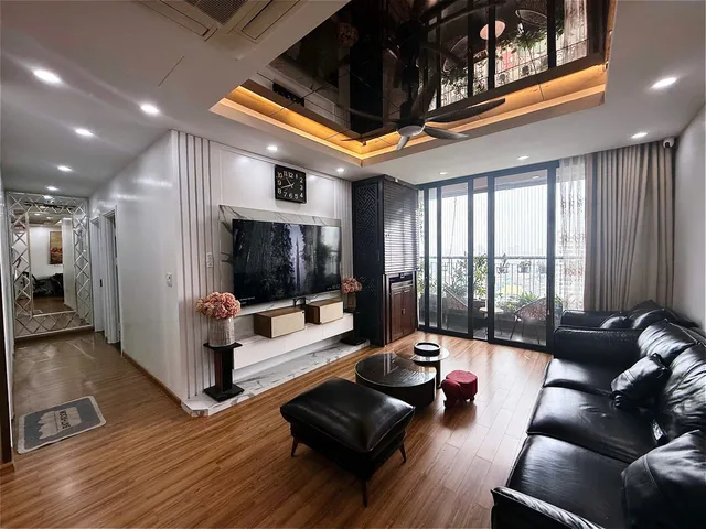 Bán căn hộ chung cư Bohemia 25 Lê Văn Thiêm căn góc 141m 3pn full đồ ban công ĐN nhà đẹp