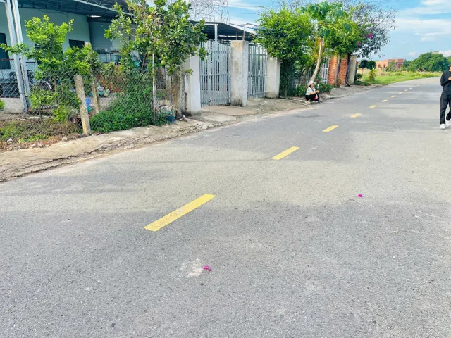 Bán Đất 600m2 - Giá 840tr - Cách chợ Trừ văn thố 2 phút - Đối diện có kiot phòng trọ - Đất tại Bàu Bàng - Bình Dương