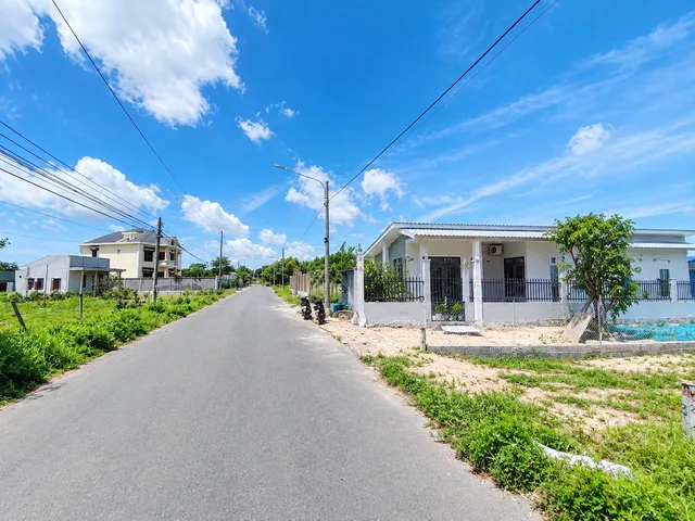 Bán 1900m đất TPHCm mới ngang hơn 30m sẵn thổ cư