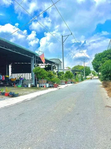 Bán nhanh 2 lô liền kề 500m2 có sẵn 200 m2 thổ cư giá 350 triệu tại  Xã Bàu Bàng TP. Hồ Chí Minh
